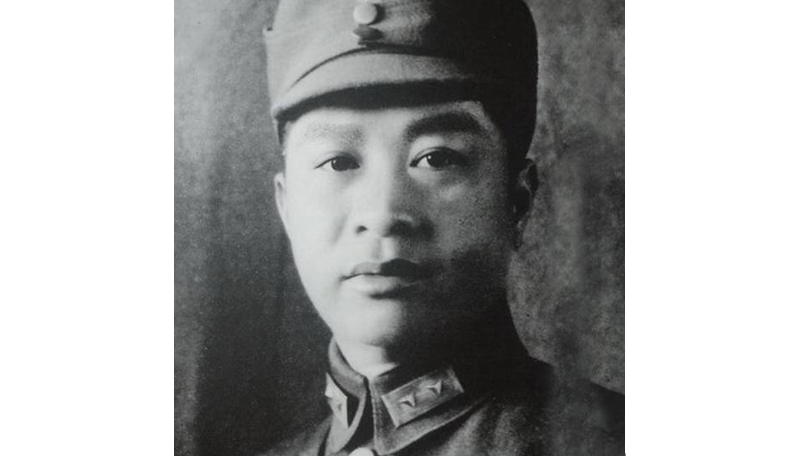 英烈事迹介绍：叶挺