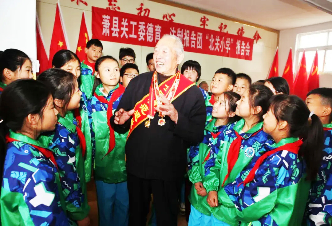 王於昌：深藏功名永做党的一块“砖”